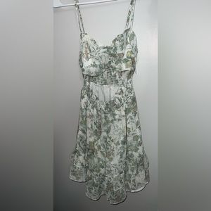 Windsor green floral spaghetti strap open midriff lined dress
